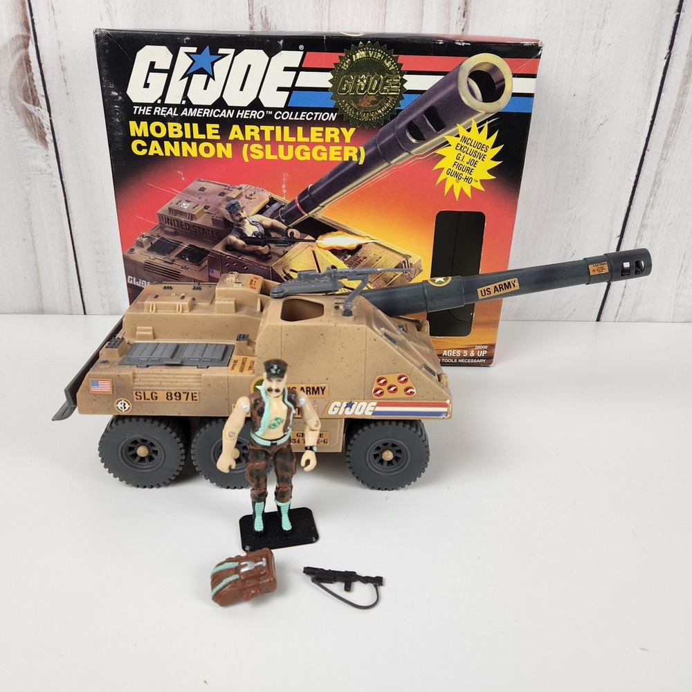 1997 GI Joe Mobile Artillery Cannon Slugger w/ Gung-Ho Figure & Box 28009